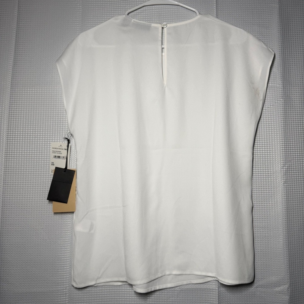 Halogen Cap Sleeve Blouse XS Ivory Cloud Keyhole Back‎ HA410535MI - Picture 2 of 4